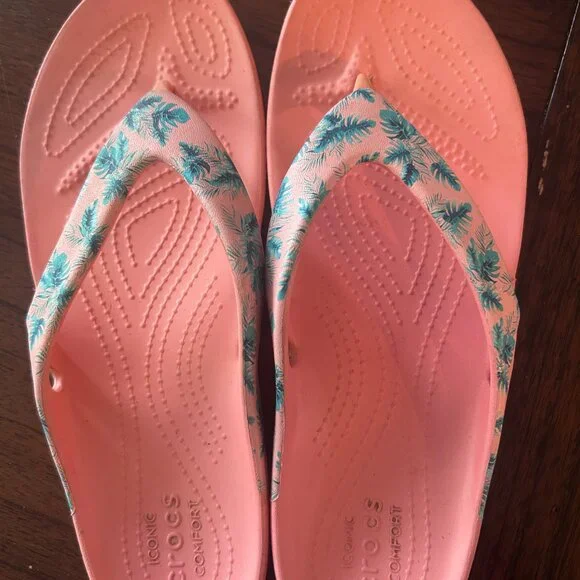 Pink Tropical Crocs Flip Flops Size 9 - Picture 2 of 3